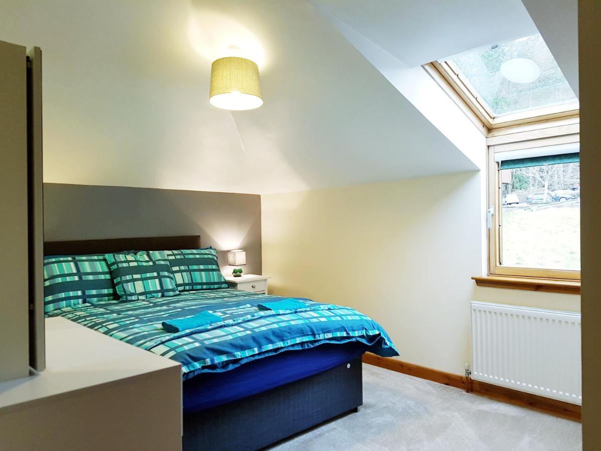 Stylish 2 Bedroom - 2 Miles Centre Appartement Inverness